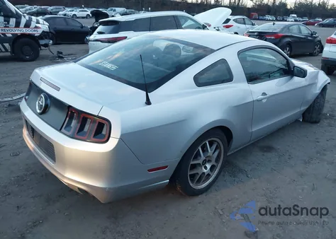 2013 Ford Mustang V6 из США, поврежденный, VIN 1ZVBP8AM6D5241829